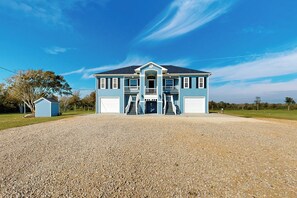 House (3 Bedrooms) | Front of property