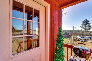 House (1 Bedroom) | Interior - Gym Access On-site: Cabin w/ Deck in Red Oak! (Red Oak)