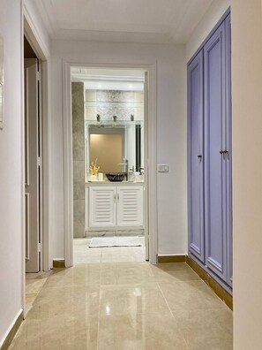 Apartment, 1 Bedroom, Smoking | Bathroom - Le Petit Zéphyr House Near the Beach (La Marsa)