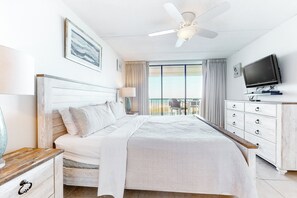 Apartment (2 Bedrooms) | Interior - 2BR w/ Gulf-view Balcony: Suntide III - Unit 307 (South Padre Island)