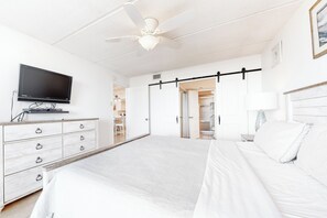 Apartment (2 Bedrooms) | Interior - 2BR w/ Gulf-view Balcony: Suntide III - Unit 307 (South Padre Island)