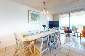 Apartment (3 Bedrooms) | Interior - 3BR Gulf-view Suite w/ Pools, Gym & Tennis (South Padre Island)