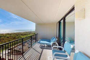 Apartment (2 Bedrooms) | Interior - All-suite 2BR w/ Gulf-view: Suntide III - Unit 407 (South Padre Island)