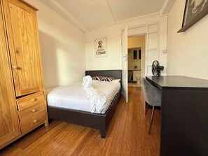 3 개의 침실, 다리미/다리미판, 무료 WiFi, 침대 시트