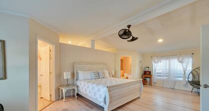 9 Mi to Ecu: Pet-friendly Greenville Home w/ Deck