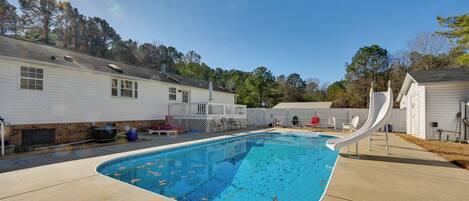 House (3 Bedrooms) | Front of property