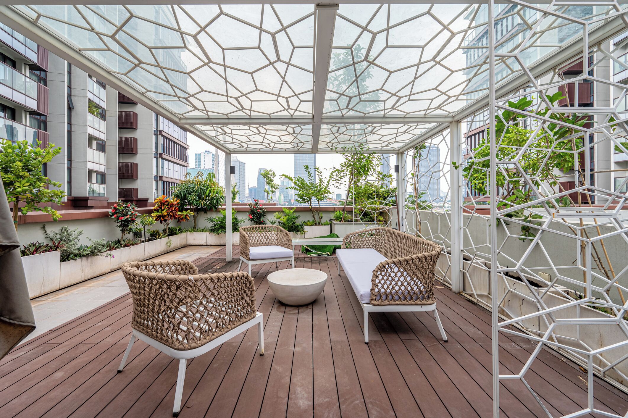 Premium Apartment, 4 Bedrooms, City View | Terrace/patio