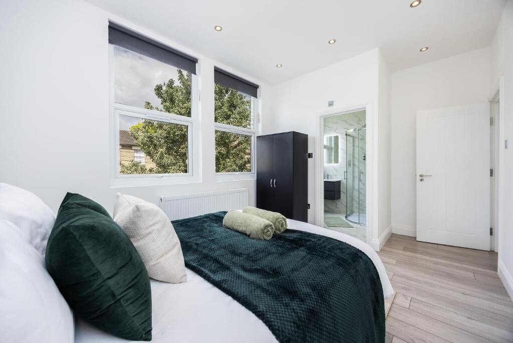 3 bedrooms, WiFi, bed sheets