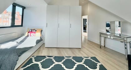 Hendon Penthouse Apartment