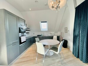 Dining - Hendon Penthouse Apartment (London)