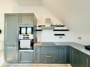 Private kitchen - Hendon Penthouse Apartment (London)