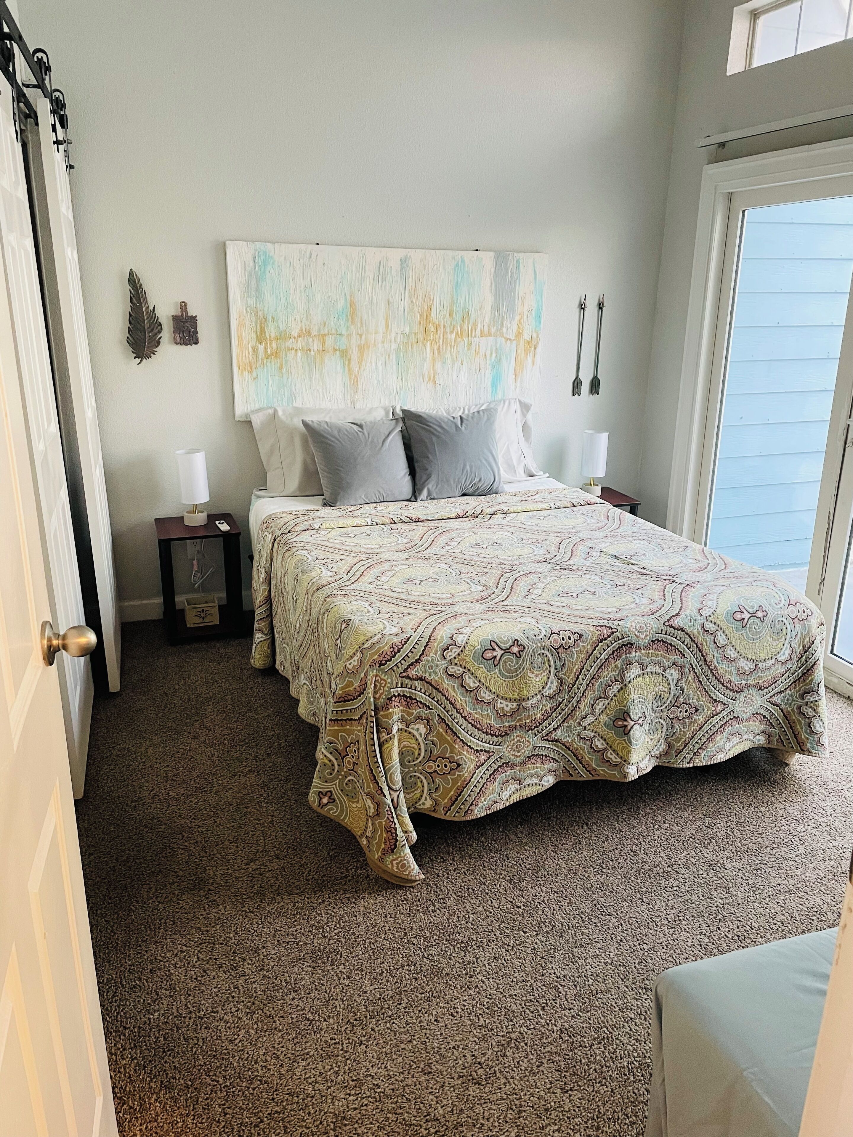 2 室のベッドルーム、WiFi、ベッドシーツ