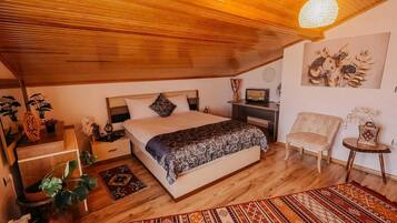 VerdunkelungsvorhĂ€nge, schallisolierte Zimmer, BĂŒgeleisen/BĂŒgelbrett