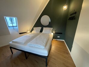 Strykejern/-brett, wi-fi og sengetøy