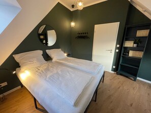 Strygejern/strygebræt, Wi-Fi, sengetøj