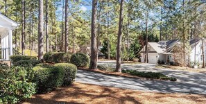 Property grounds - Rocken Lake Hills Retreat- Pinehurst Home w/ Game Room & Patio Near Golf (Pinehurst)