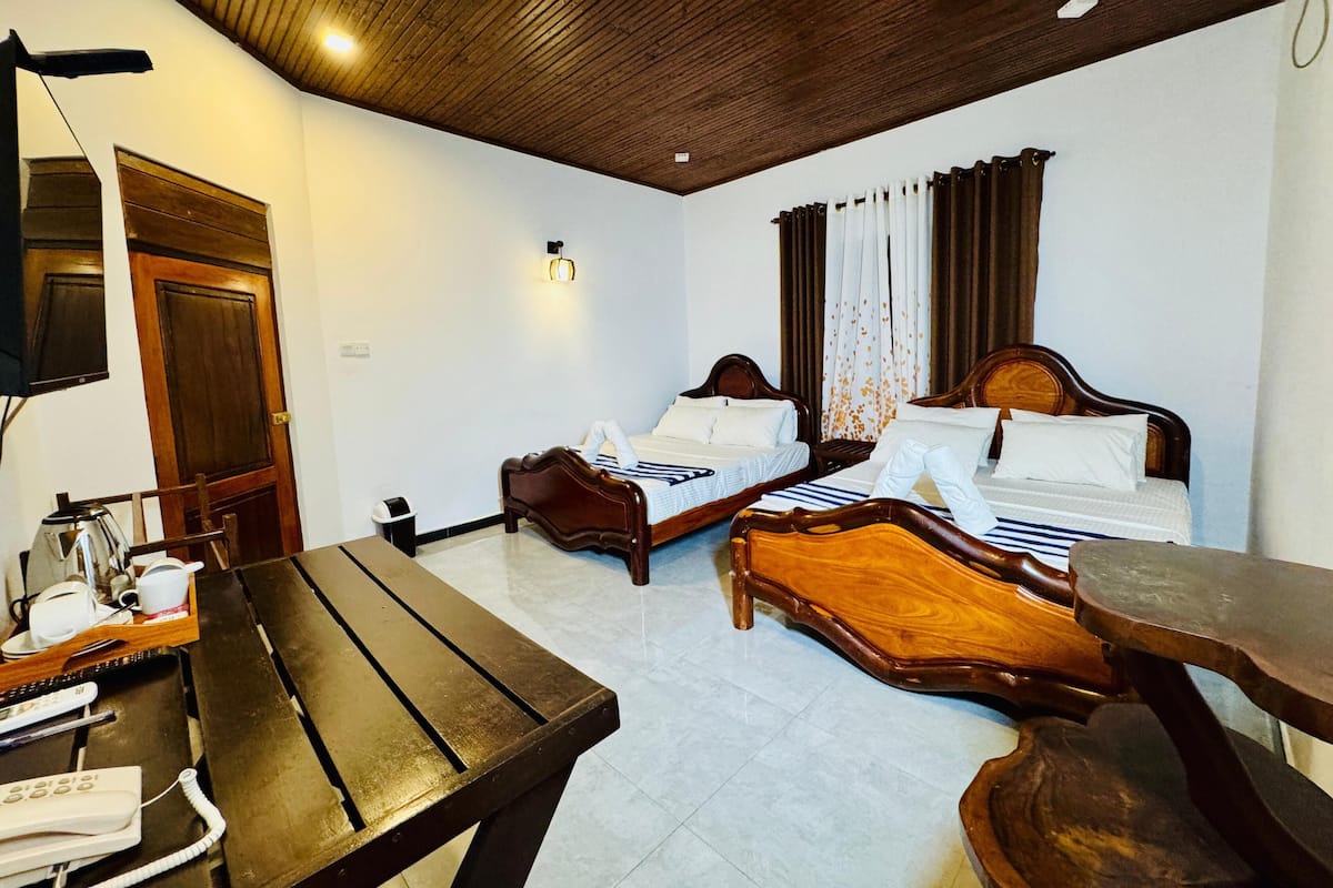 Family Room, Balcony, Garden View