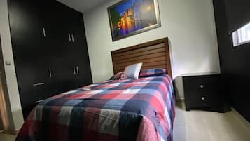 Strykejern/-brett, wi-fi og sengetøy