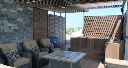 Family-Ready 4BR Home with TWO Pools â Space, Comfort & Fun