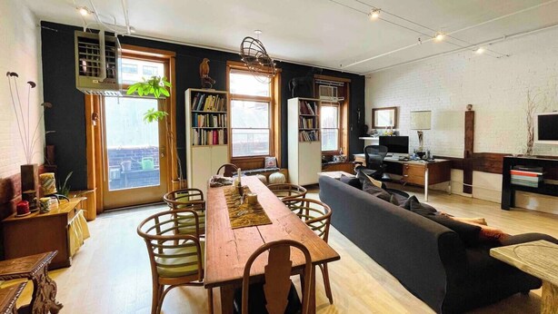 Living area - Artist Loft in the Heart of Chelsea with BBQ & terrace, Pet friendly! (New York)