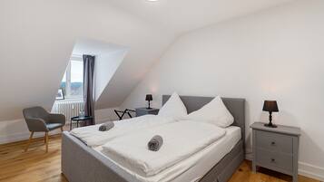 Strygejern/strygebræt, Wi-Fi, sengetøj