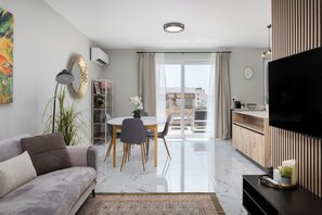 Living area - Sunlit Top Floor 2BR APT Big Terrace (Sliema)