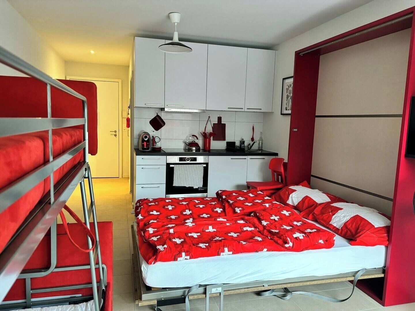 Bügeleisen/Bügelbrett, WLAN, Bettwäsche