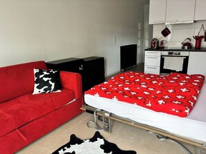 1 bedroom, iron/ironing board, WiFi, bed sheets - Grape place for 4 people, with washing machine, in the heart of Pully (Pully)