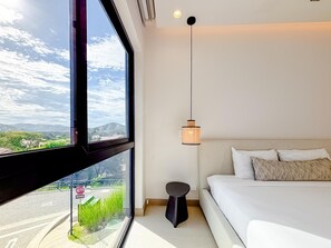 Internet - Sunset Terrace at Naumi, Ocean Views & Beach Club (Sardinal)