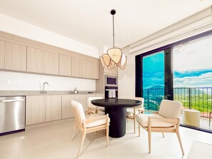 Dining - Tropical Tide, Ocean Views & Beach Club (Sardinal)