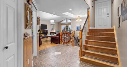 Spacious 5BR 4.5BA Coastal Home w/ Patio Fire Pit