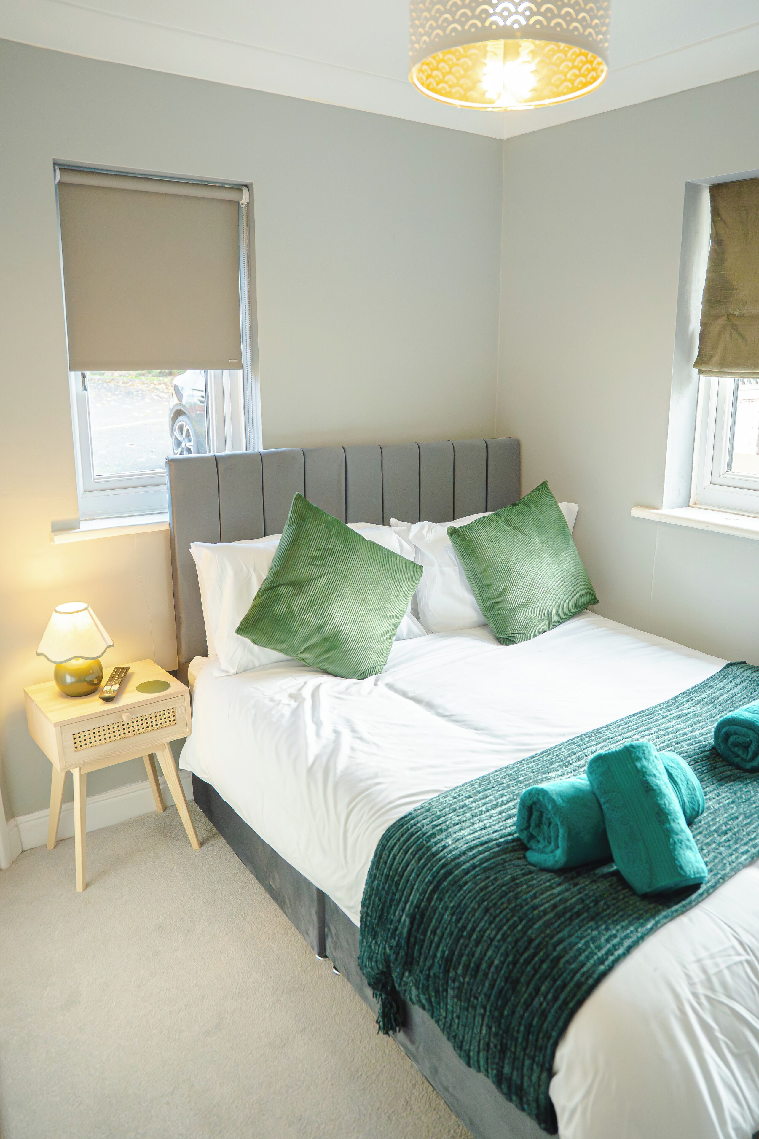4 bedrooms, iron/ironing board, free WiFi