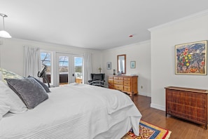 4 habitaciones, tabla de planchar con plancha y wifi gratis 