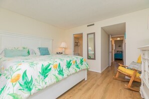 Condo, 2 Bedrooms - Stbt 405: Beachside Condo With Pool & Elevator 2 Bedroom Condo (St. Augustine)