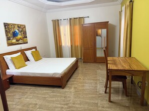 アイロン / アイロン台、WiFi、ベッドシーツ