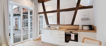 Apartment Historisches Forstamt – Romantic Stay in the Heart of the Old Town