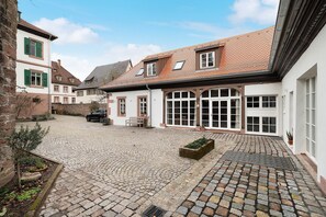 Exterior - Apartment Historisches Forstamt – Romantic Stay in the Heart of the Old Town (Gernsbach)