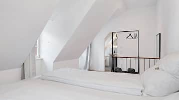 Tabla de planchar con plancha y wifi