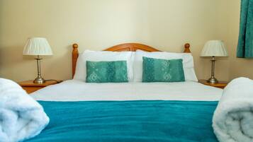 3 Schlafzimmer, Bügeleisen/Bügelbrett, Internetzugang, Bettwäsche