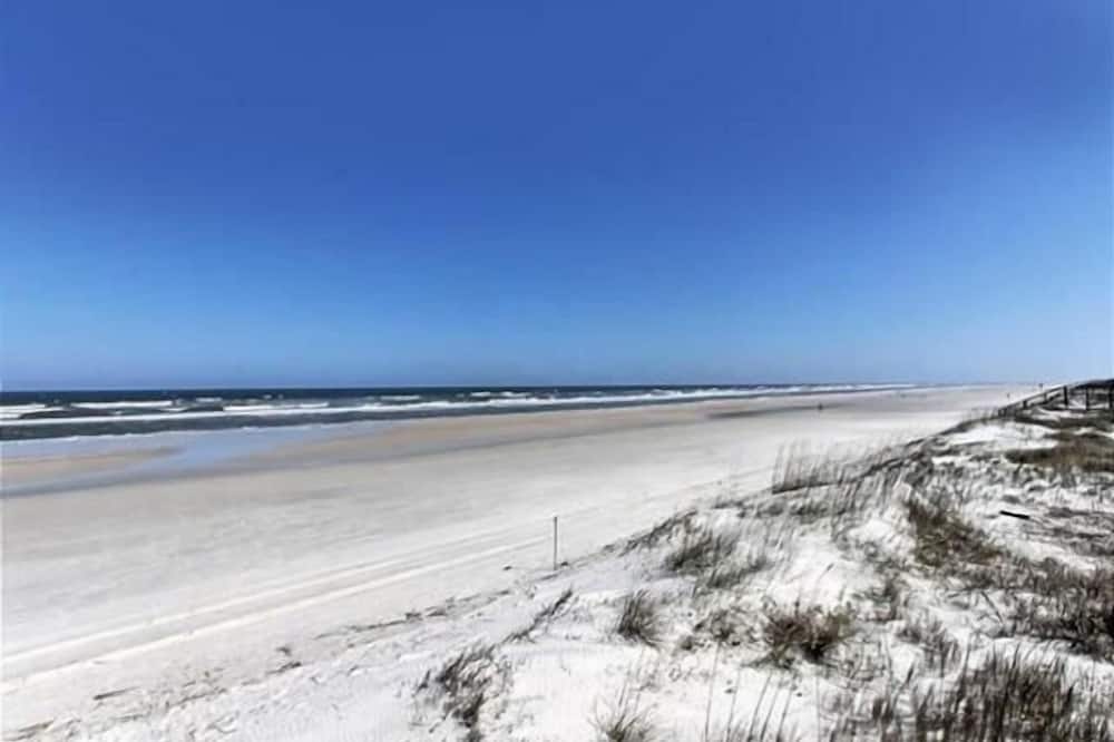 Summerhouse 218 2 Bedroom Condo - Matanzas Inlet, FL