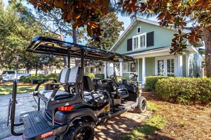 House, 3 Bedrooms | Property grounds - Ravens Run 3 Bedroom Home (Miramar Beach)