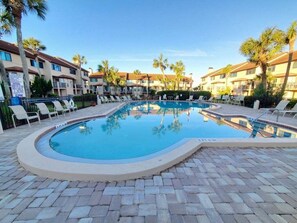 Condo, 2 quartos | Piscina | Piscina aquecida