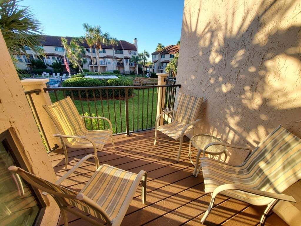 Condo, 2 Bedrooms | Property grounds