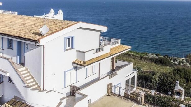Unclassified image, 1 of 14, button - Castelsardo Apartment - Between Blue and Heavenly A beautiful view of the sea (Castelsardo)