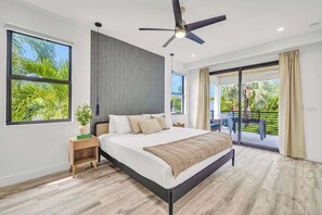 8 bedrooms, iron/ironing board, travel cot, WiFi - LasOlas-8 BD Two Pool-BBQ-Games (Fort Lauderdale)