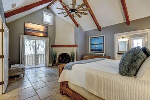 7 bedrooms, iron/ironing board, free WiFi, bed sheets - 50 Dune Lane – Spacious Oceanside Retreat- Private Pool, Steps from the Beach (Hilton Head Island)