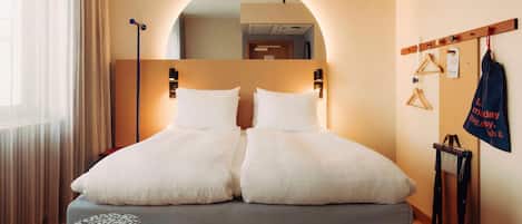 Cofres nos quartos, Wi-Fi de cortesia, roupa de cama