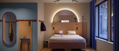 Safe på rommet, wi-fi (inkludert) og sengetøy