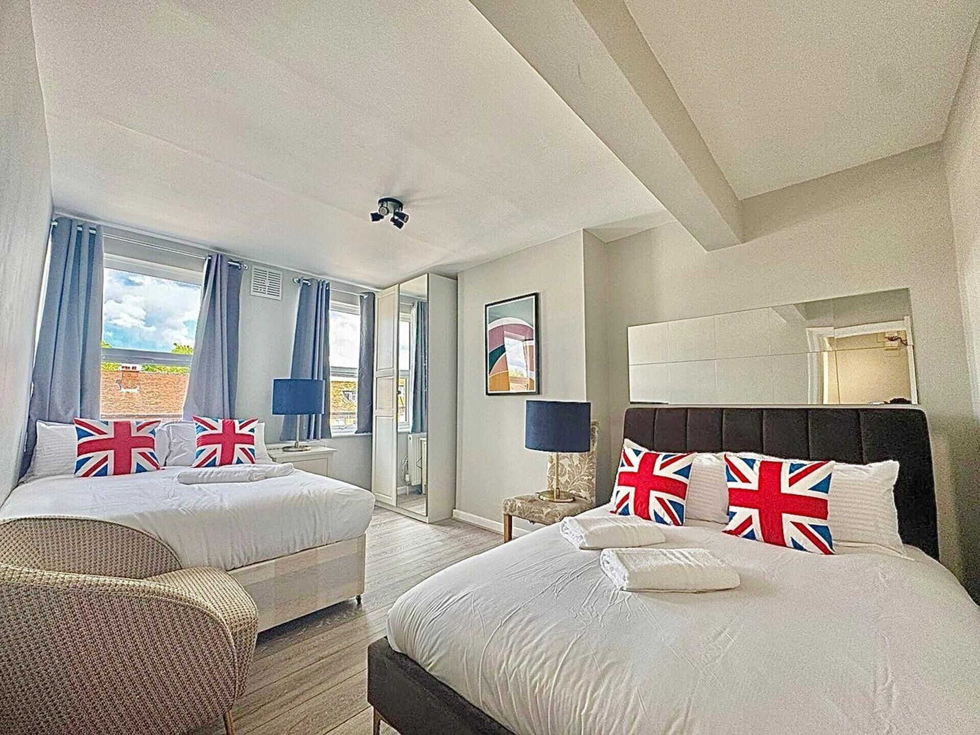 2 bedrooms, iron/ironing board, free WiFi, bed sheets