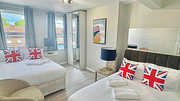 2 chambres, fer et planche à repasser, Wi-Fi gratuit, draps fournis